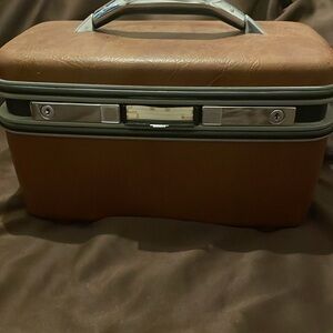 Vintage Samsonite Hard Shell Makeup Toiletries Luggage Case w/ Mirror